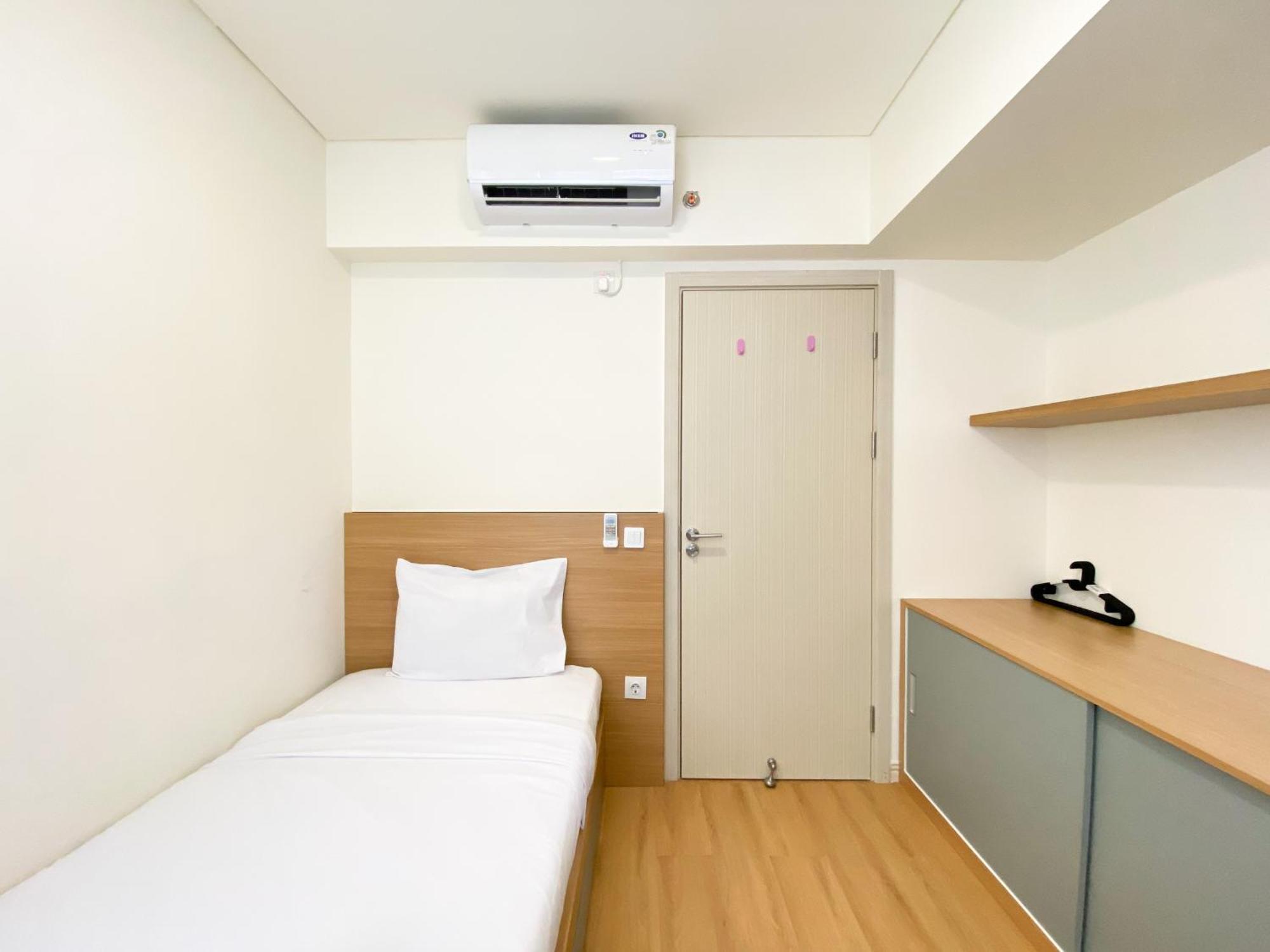 Comfort Living And Warm 3Br At Meikarta Apartment By Travelio Cikarang Buitenkant foto