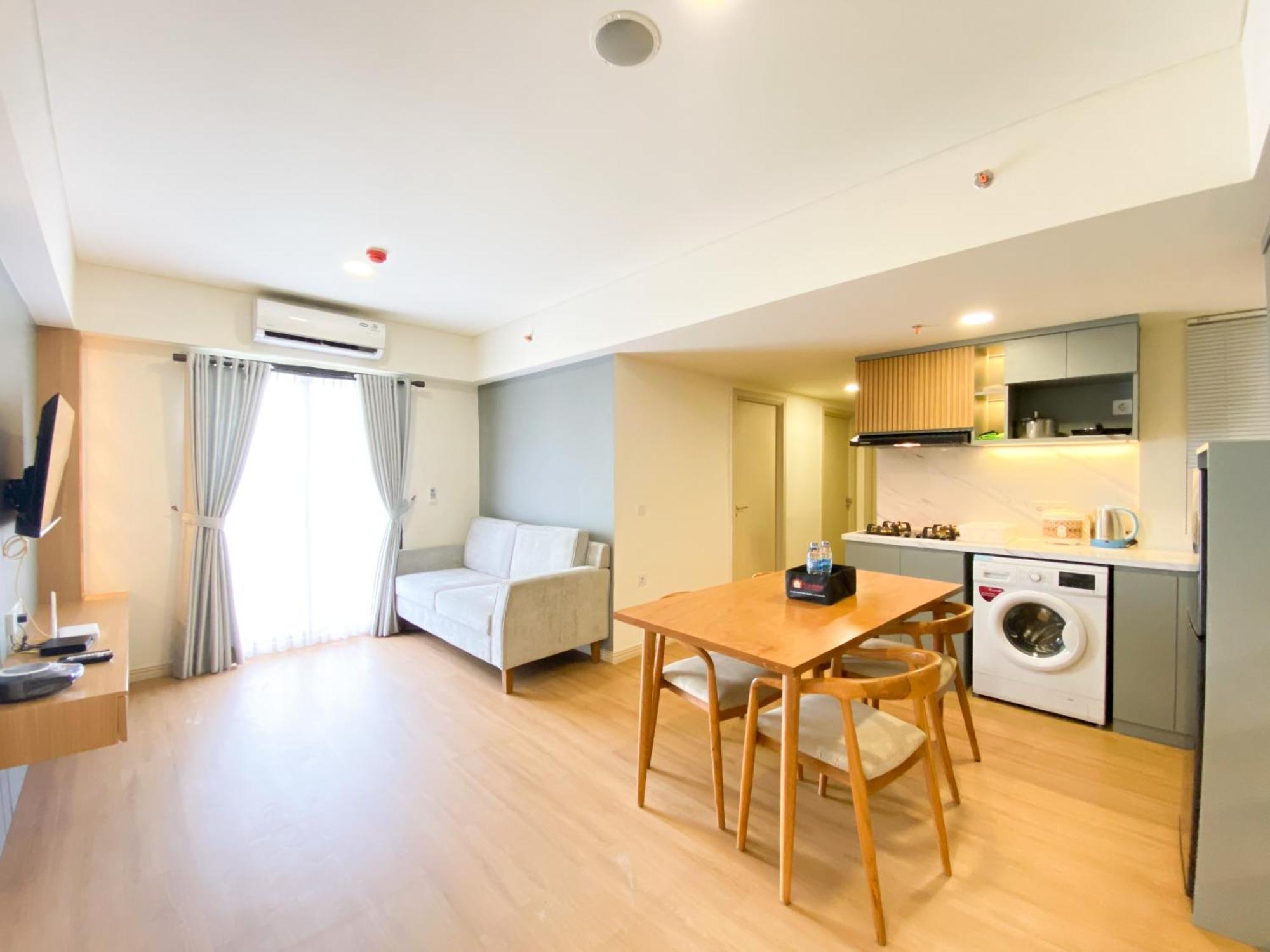 Comfort Living And Warm 3Br At Meikarta Apartment By Travelio Cikarang Buitenkant foto